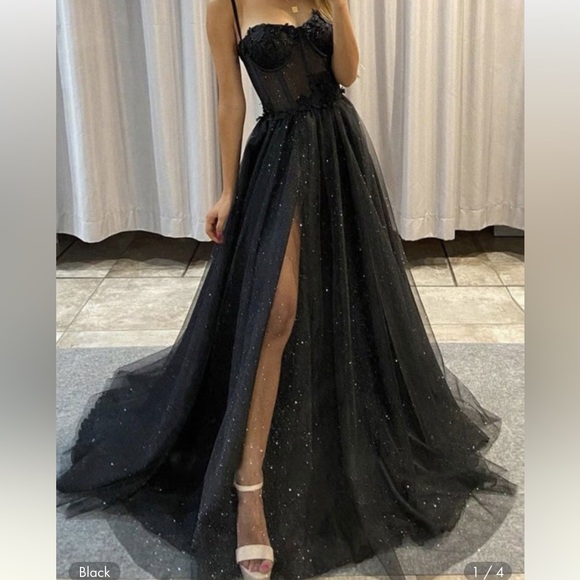 Stacees Dresses & Skirts - A-line Sweetheart Spaghetti Straps Sweep Train Tulle Glitter With Appliqued